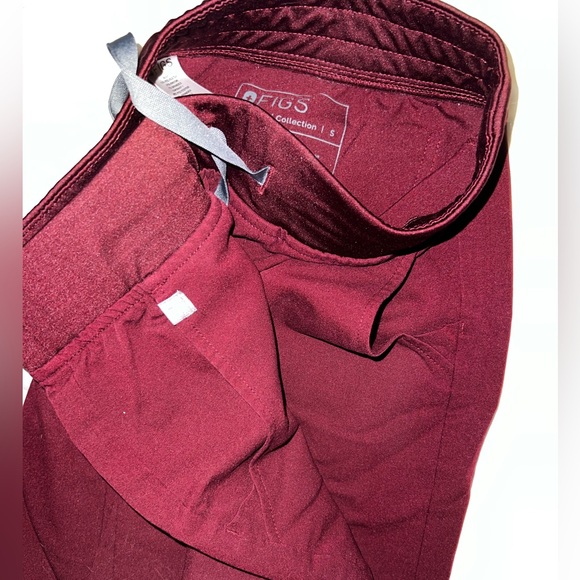 Figs Burgundy - Picture 4 of 7